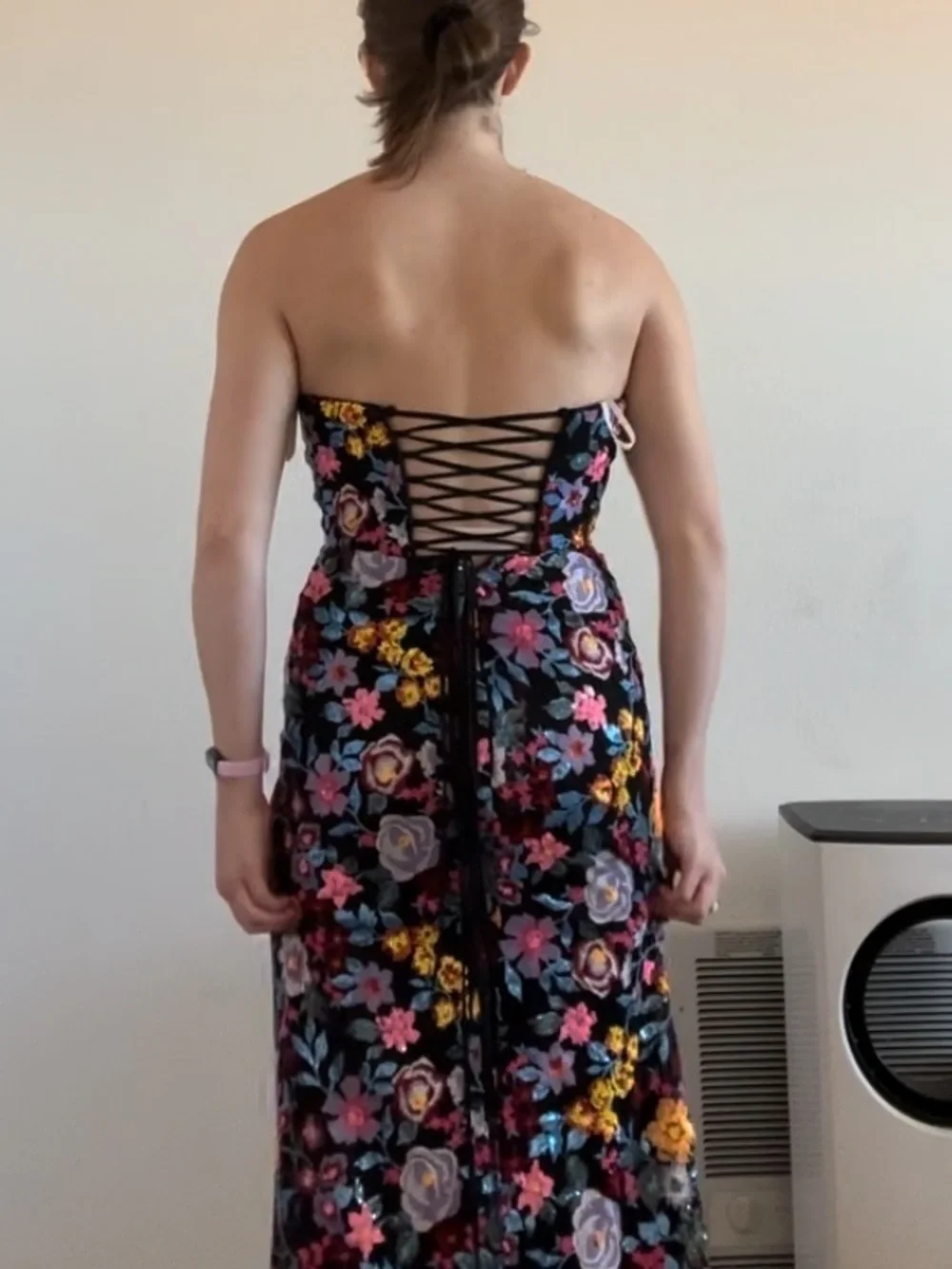 Floral Embroidered Black Evening Gown/prom dress - Picture 7 of 8